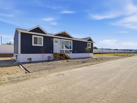 3rd image of 1375 Ord Rd #69