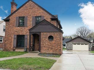 9614 Auburndale St, Livonia, MI 48150