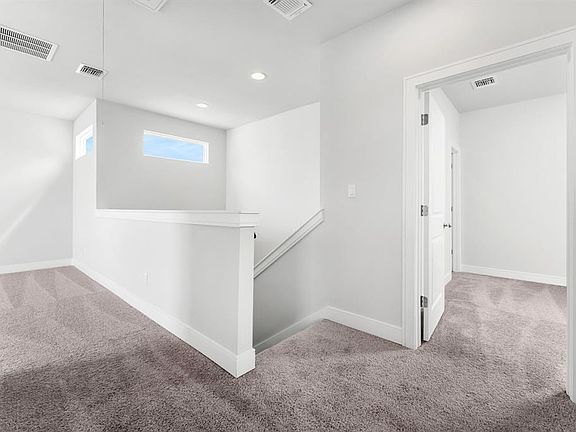 5th image of 2203 Grenache Dr
