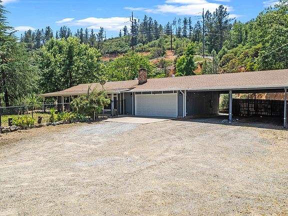 2nd image of 21522 Lakeshore Dr