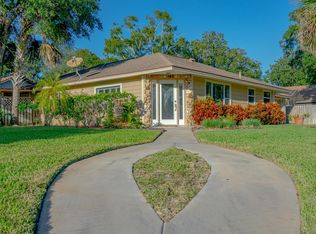900 Brookside Dr, Ormond Beach, FL 32174