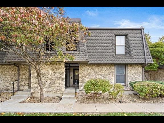 2nd image of 7443 W 102nd Ct