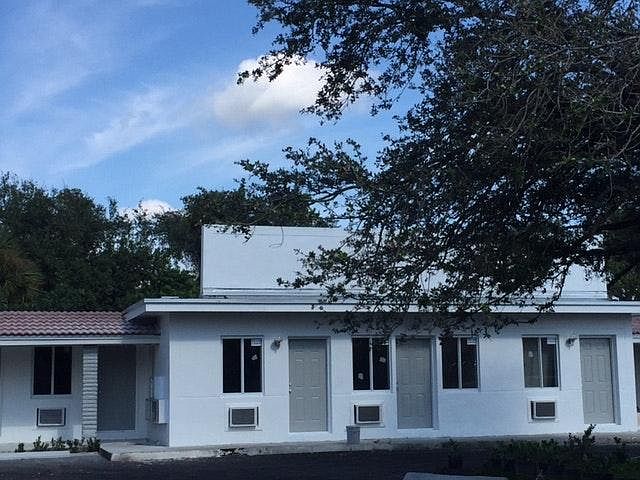 1st image of 371 NE 80th Ter APT 6