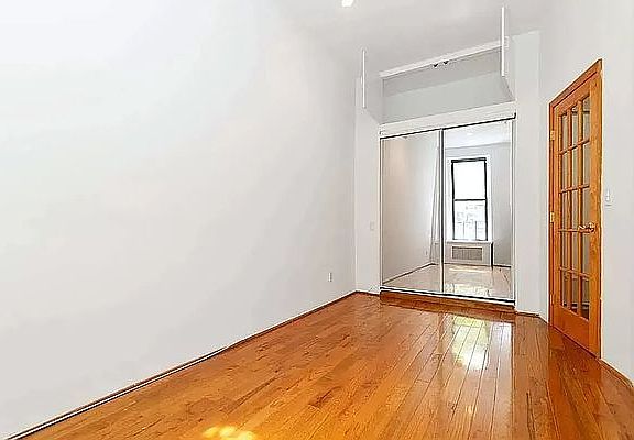 5th image of 125 E 39th St #2F