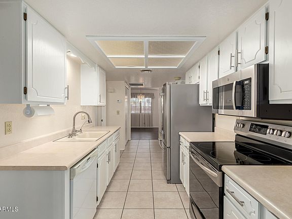 2nd image of 520 S GREENFIELD Road #30