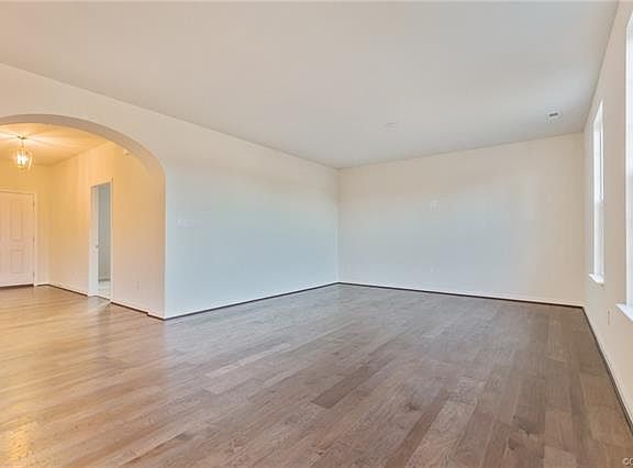 3rd image of 9604 Big Tree Ln