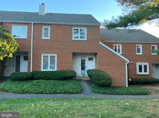 18 Beechtree Ln, Mountville, PA 17554