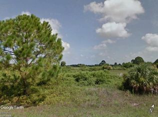 965 Commodore St, Lehigh Acres, FL 33974