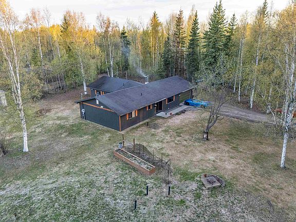 3rd image of 3815 Tanada Rd