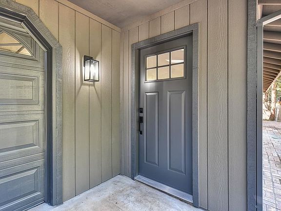 5th image of 5550 Robinhood Ln