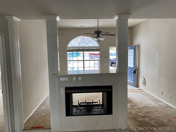 5th image of 5830 S 32nd West Ave
