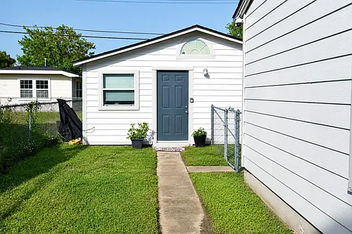 1202 Bayou Shore Dr #2 Photo 1