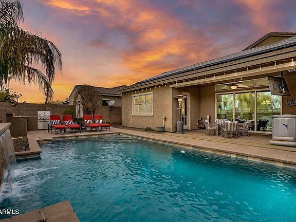 4th image of 10153 W EL CORTEZ Place
