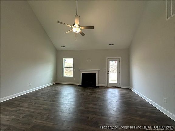 5th image of 549 Southerland Peak Dr