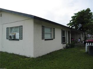 1742 Oak Dr, Fort Myers, FL 33907