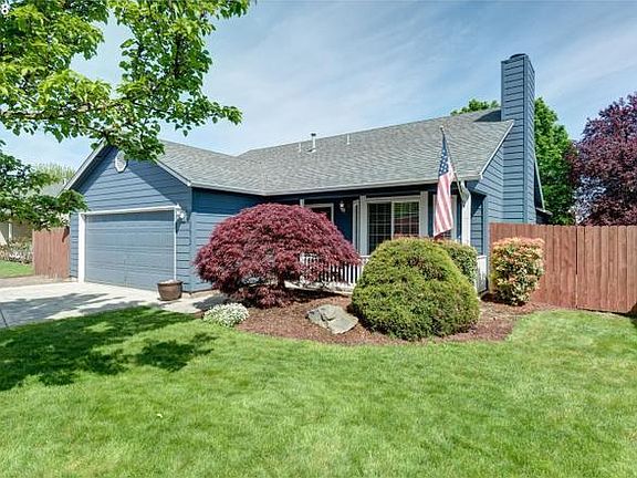 2nd image of 15812 NE 43rd Way
