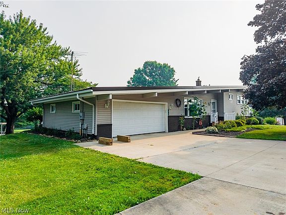 2nd image of 14104 Nussbaum Rd