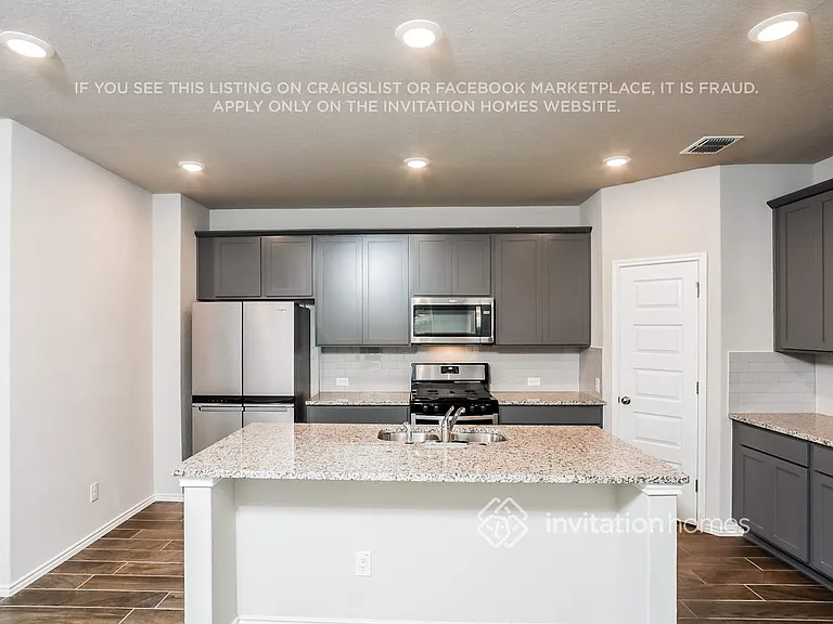 10549 Bricewood Park — Photo 4