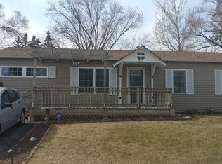 321 Four Winds Way, Carpentersville, IL 60110