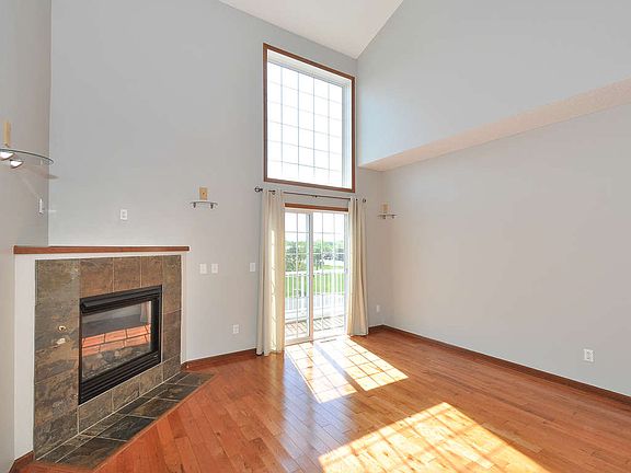 4th image of 17573 54th St NE