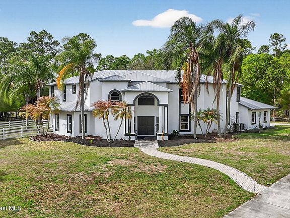 2nd image of 5070 Junedale Dr