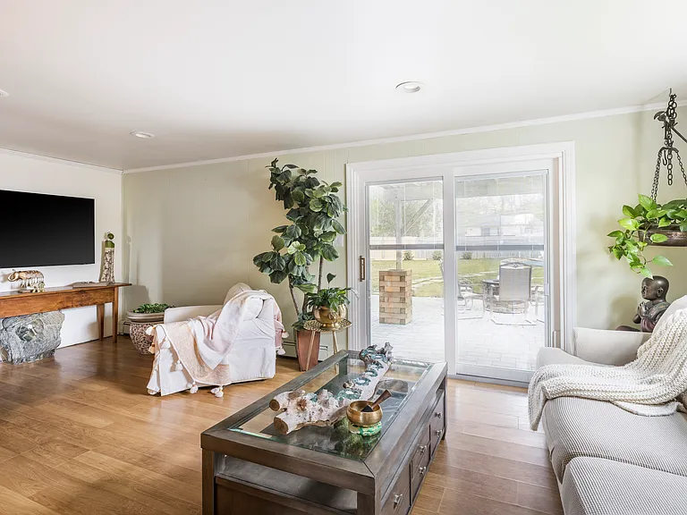 8 Westerly Ct — Photo 18