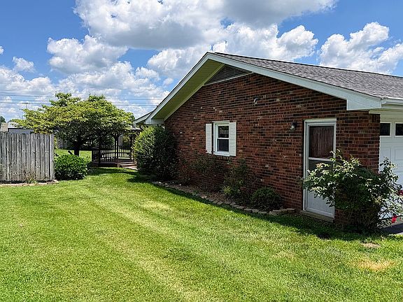 Side yard and garage access