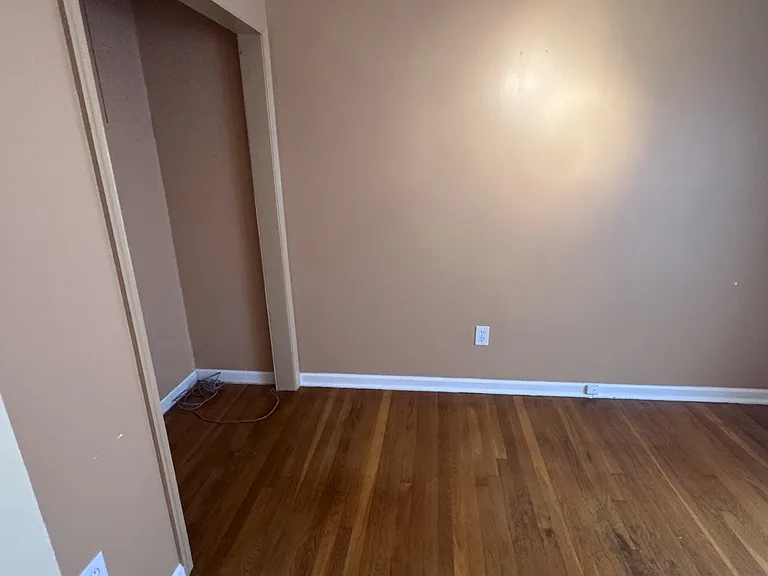 660 Village Green Pkwy — Photo 15