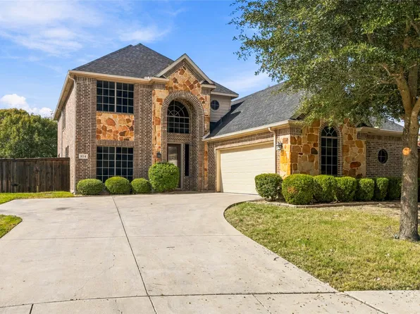 104 Aztec Ct, Waxahachie, TX 75165