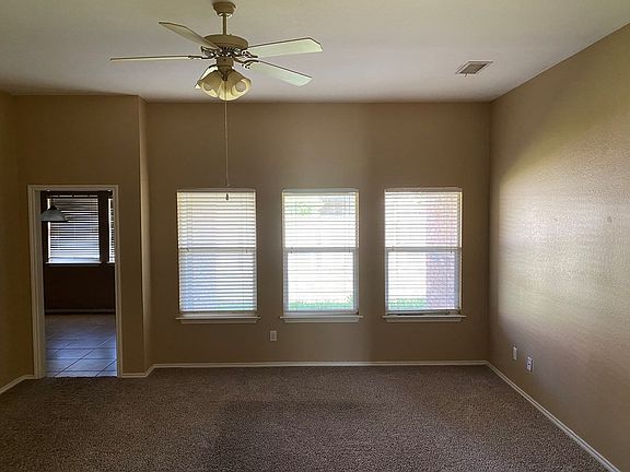 2nd image of 3010 Vermont Ave