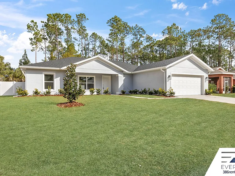 71 Point Of Woods Dr — Photo 3