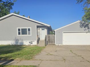 4324 N 13th St, Carter Lake, IA 51510
