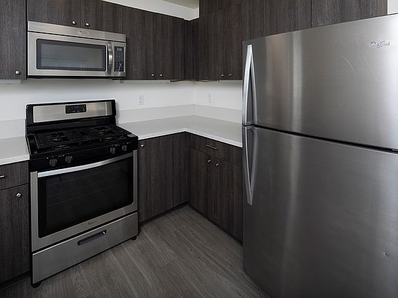 5th image of 5163 Long Branch Ave #3