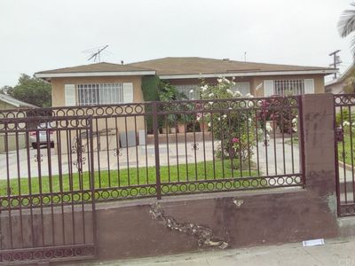 224 E 109th Pl, Los Angeles, CA, 90061