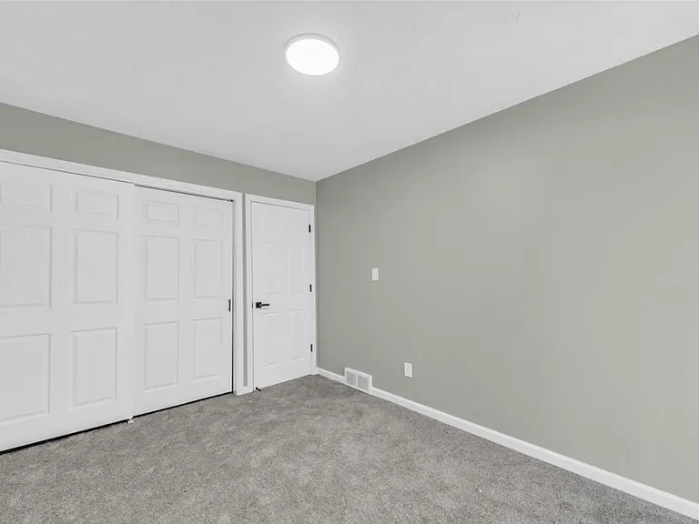 9459 Central Park Blvd — Photo 15