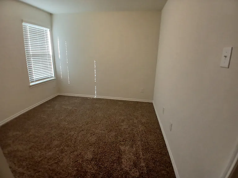 308 Samuel St — Photo 24
