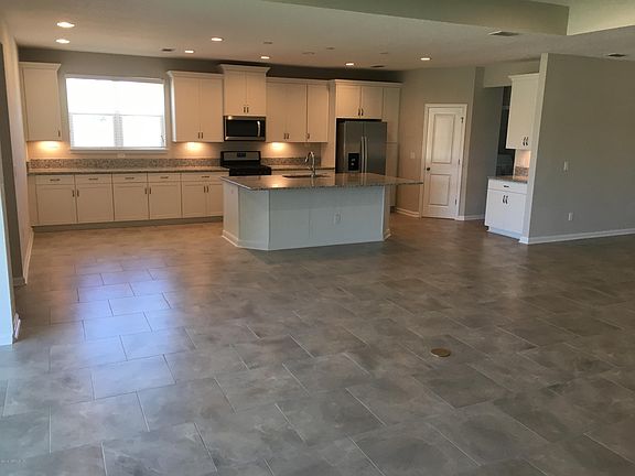 4th image of 192 Cypress Banks Dr