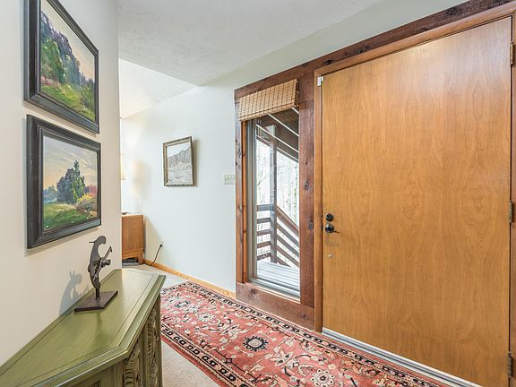 2nd image of 8818 Kelsey Ln