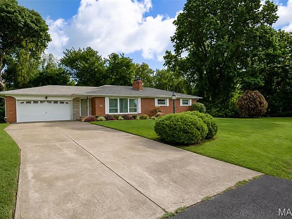 3rd image of 123 Rex Dr