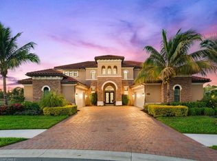 1651 Songbird Ct, Naples, FL 34120
