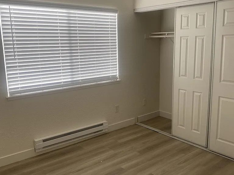 Granite Pointe Apartments — Photo 10
