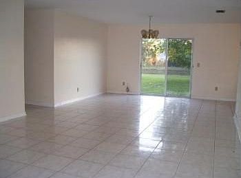 3rd image of 1844 SE Balleto St