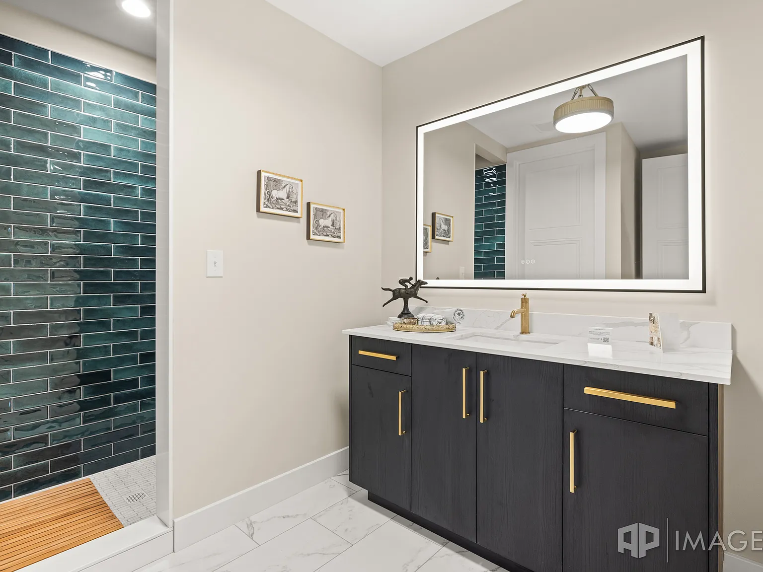 2 bed, 1456 sqft, $5,500 — Photo 4