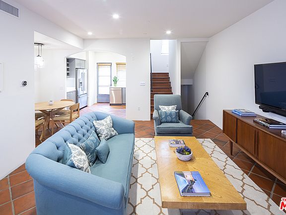2nd image of 1414 N Harper Ave APT 9