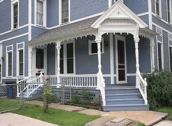 2nd image of 832 N Ontario St