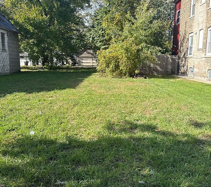 2nd image of 12242 S Wallace St
