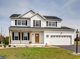 1840 Buck Hill Dr, York, PA 17408