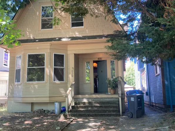 975 20th Ave, Seattle, WA 98122
