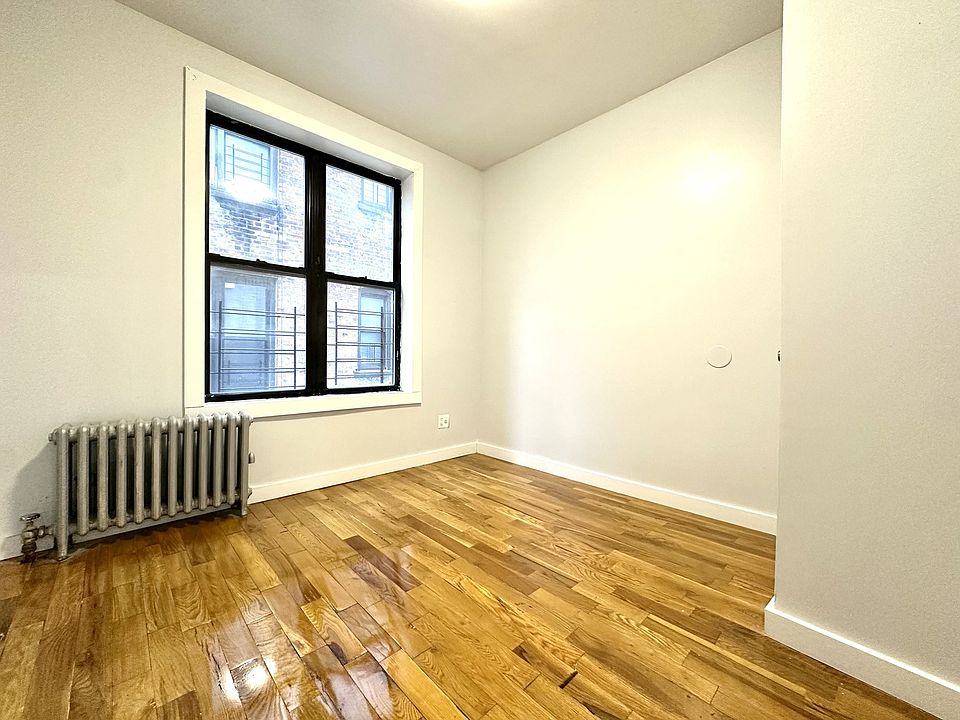 1st image of 87 Post Ave APT 33