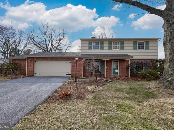 344 Palomino Dr, Lancaster, PA 17601